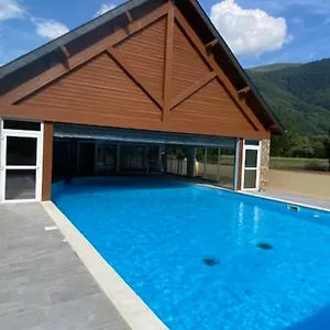 Les Pics D'aran , Bagnères-de-Luchon France